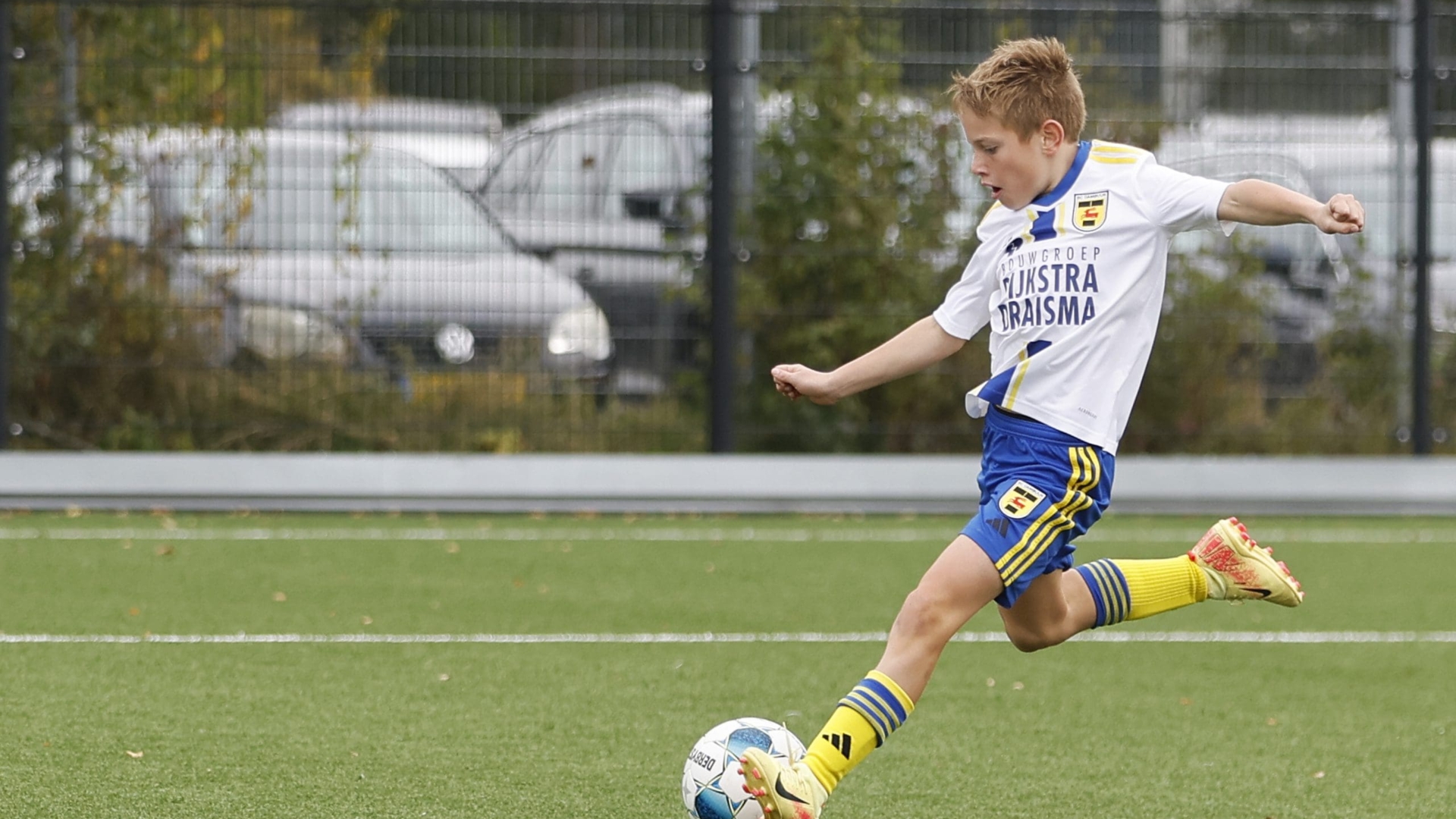 Overzicht jeugdopleiding: uitoverwinningen voor O19 en O13