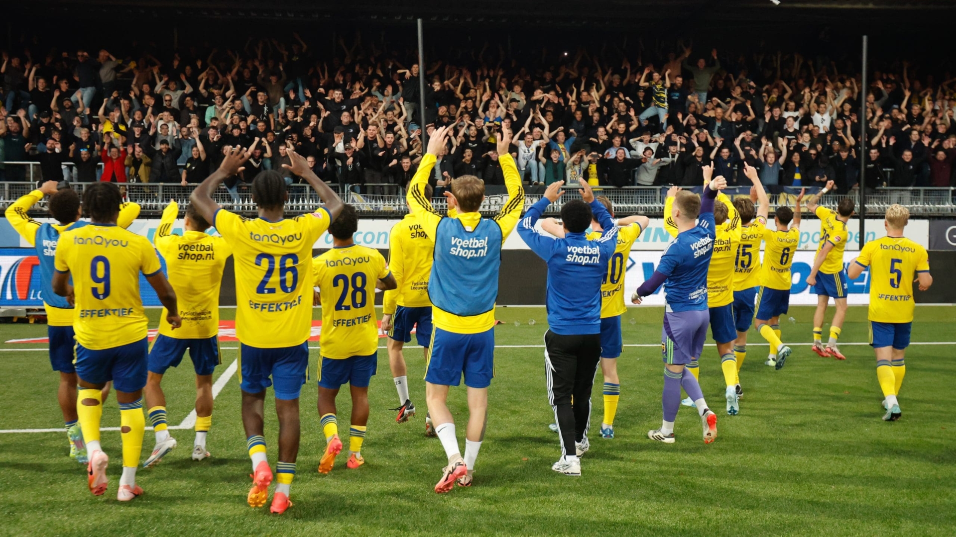 Dankzij bijdrage van o.a. selectie en hoofdsponsor met korting naar Vitesse (UPDATE)