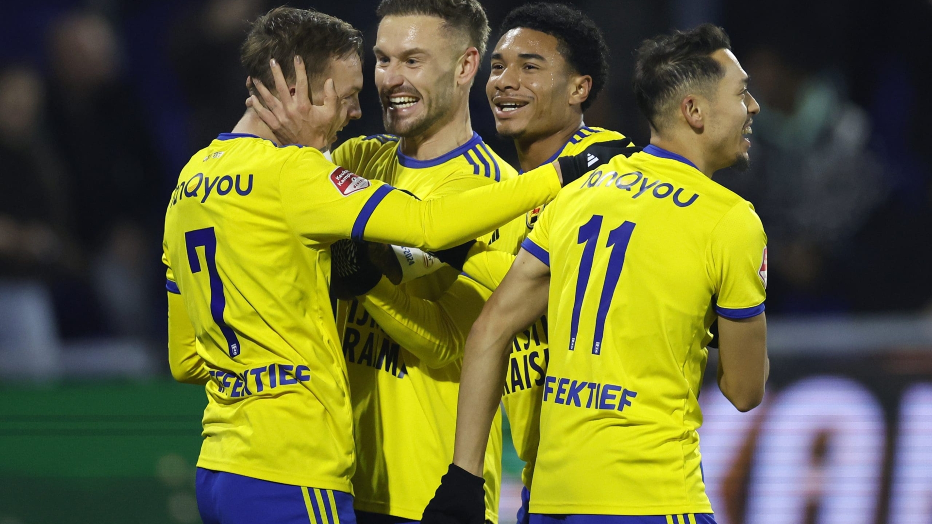 Vijf op een rij voor SC Cambuur; ook Jong PSV aan de zegekar