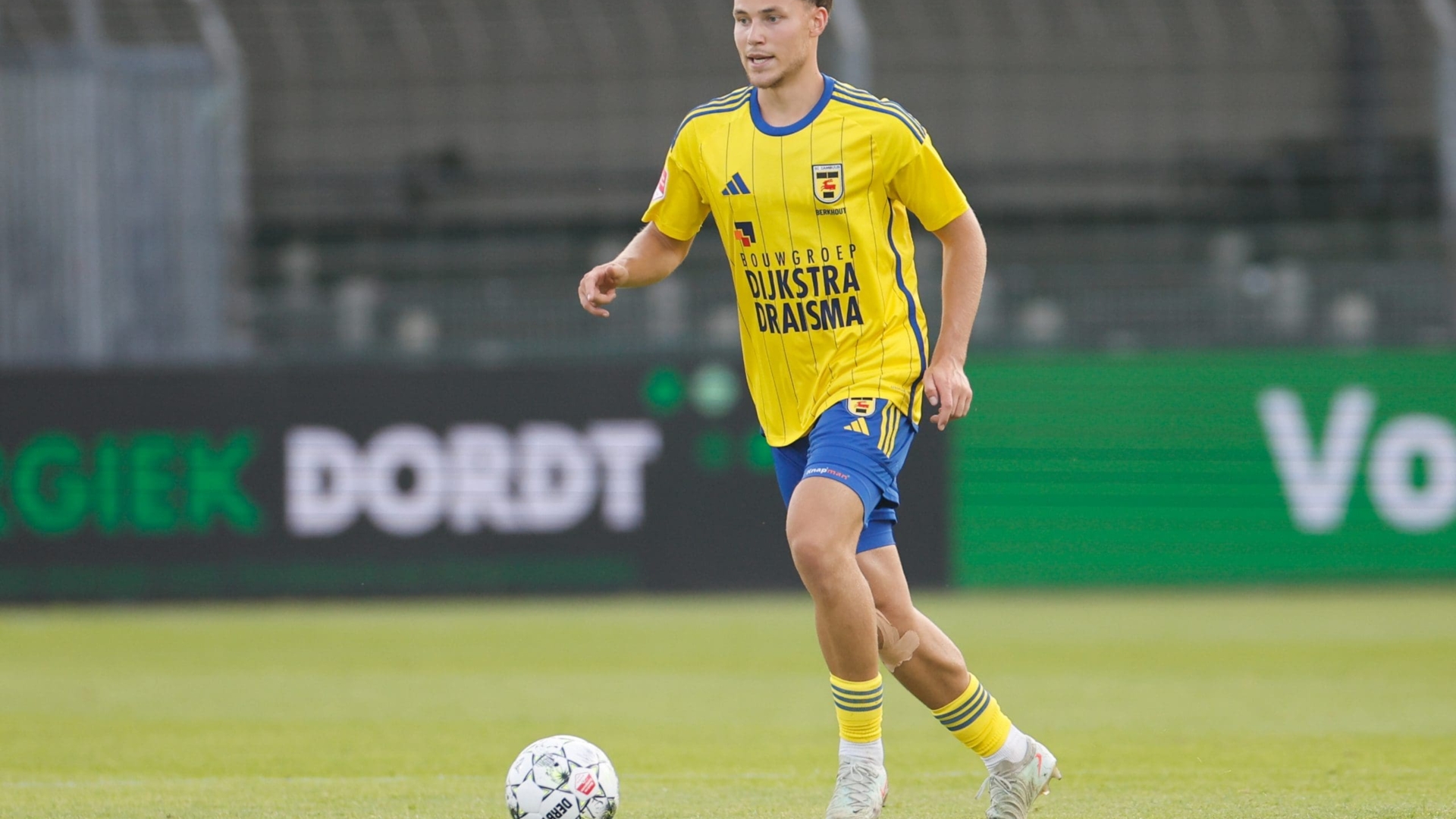 Jorn Berkhout geschorst voor wedstrijd tegen TOP Oss