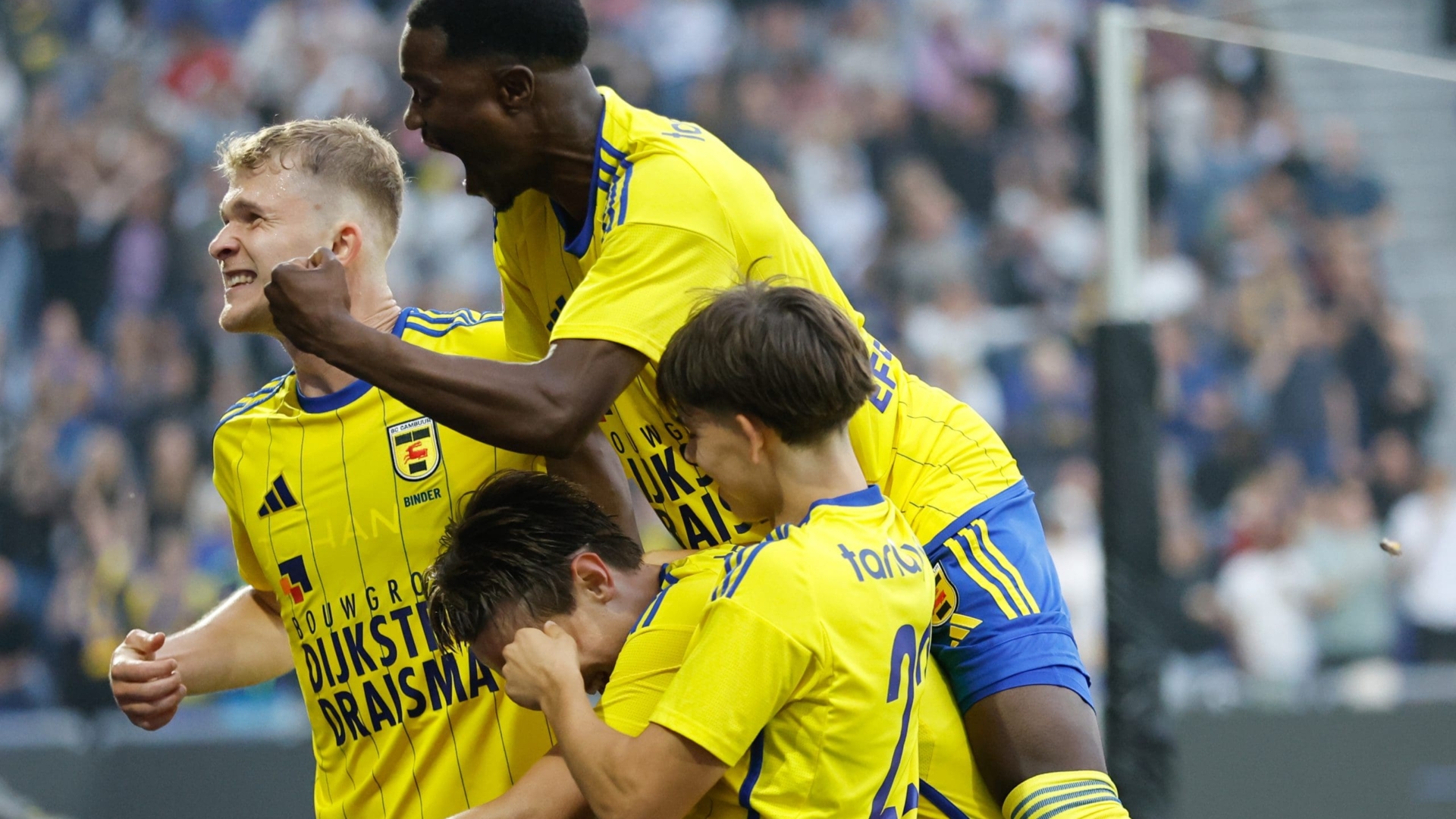 Flitsende start levert eerste seizoenzege op