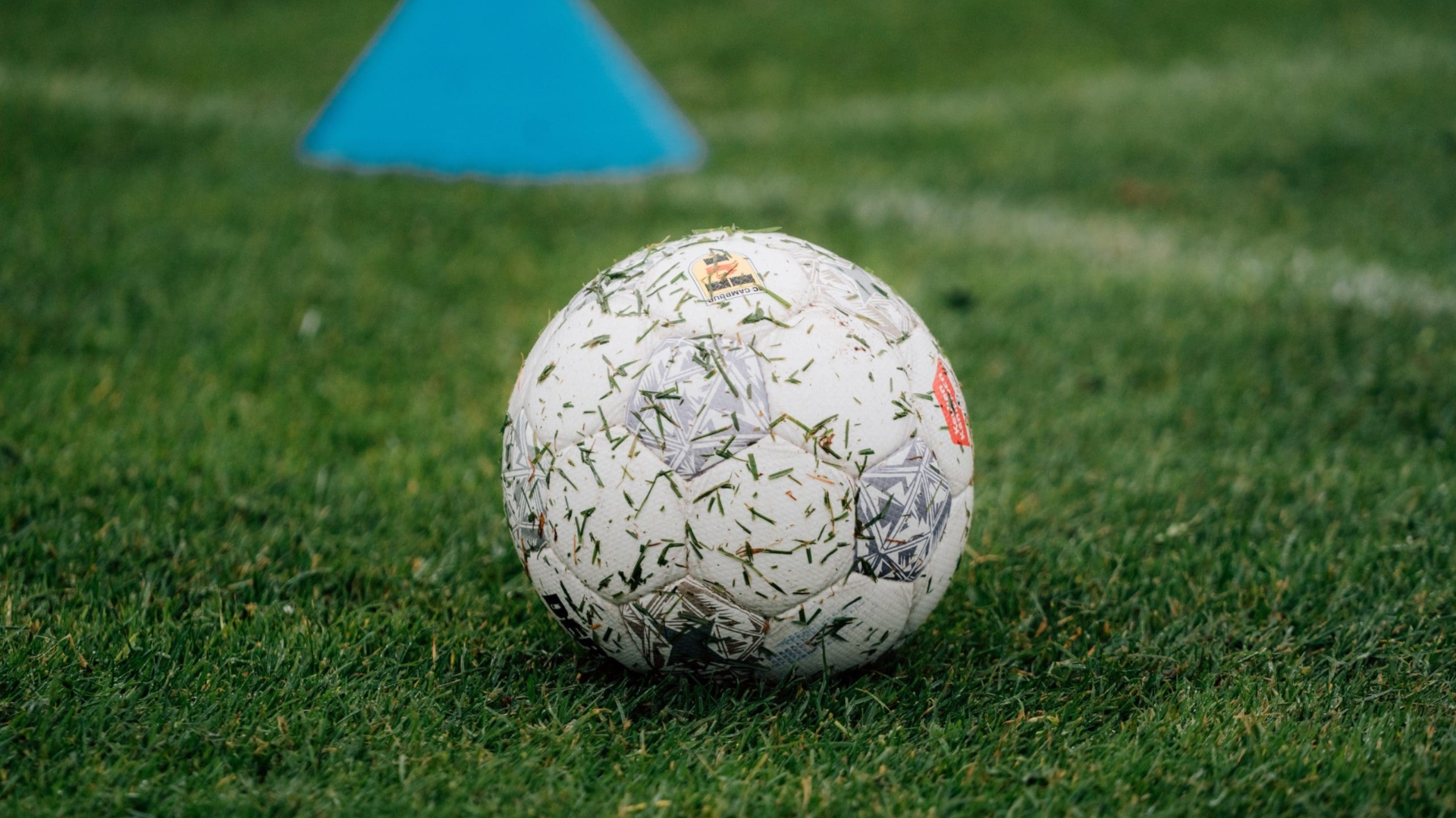 Rick Sturm fluit Jong AZ – SC Cambuur