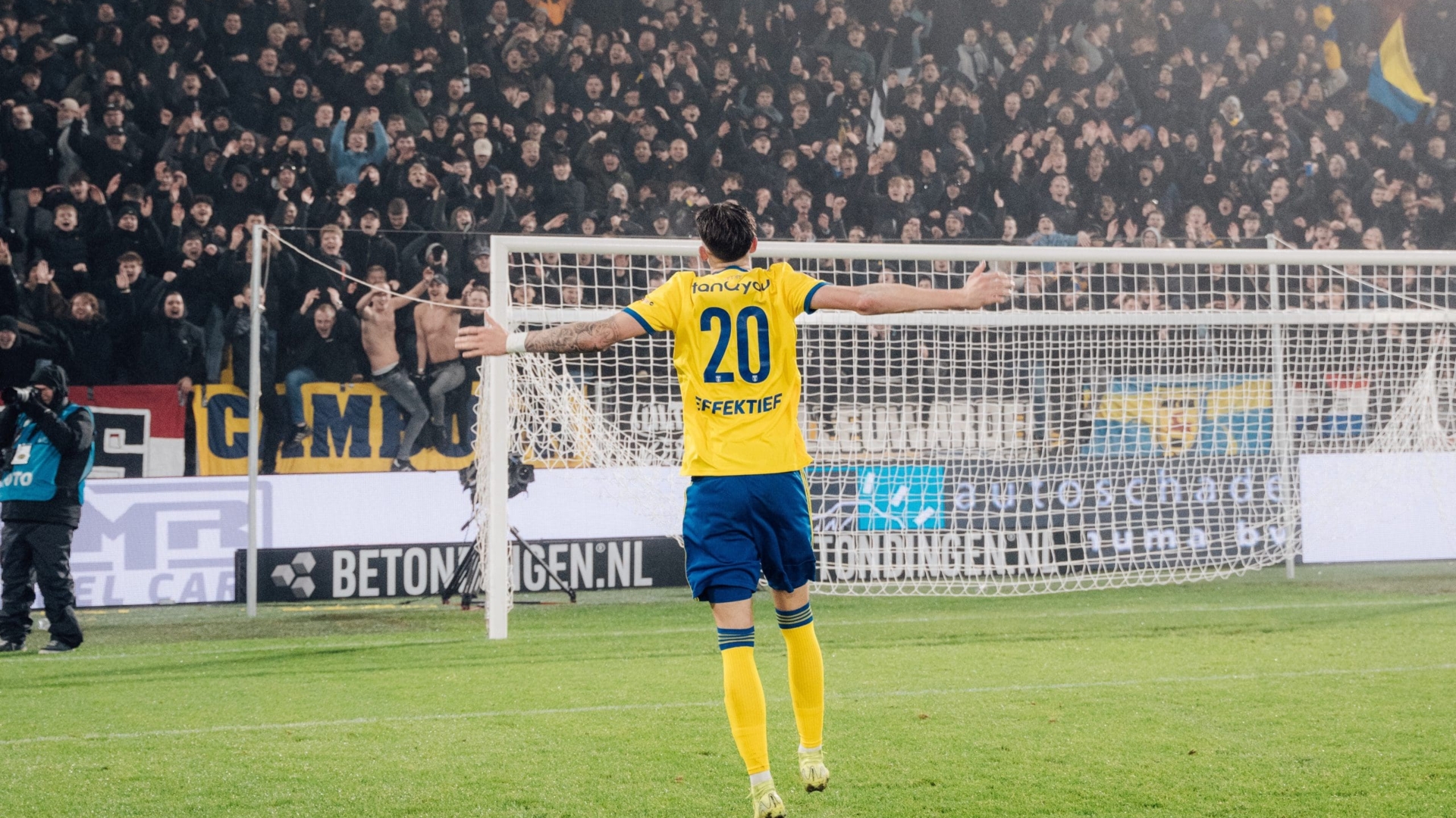 Bryant Nieling maakt overstap naar Modena FC