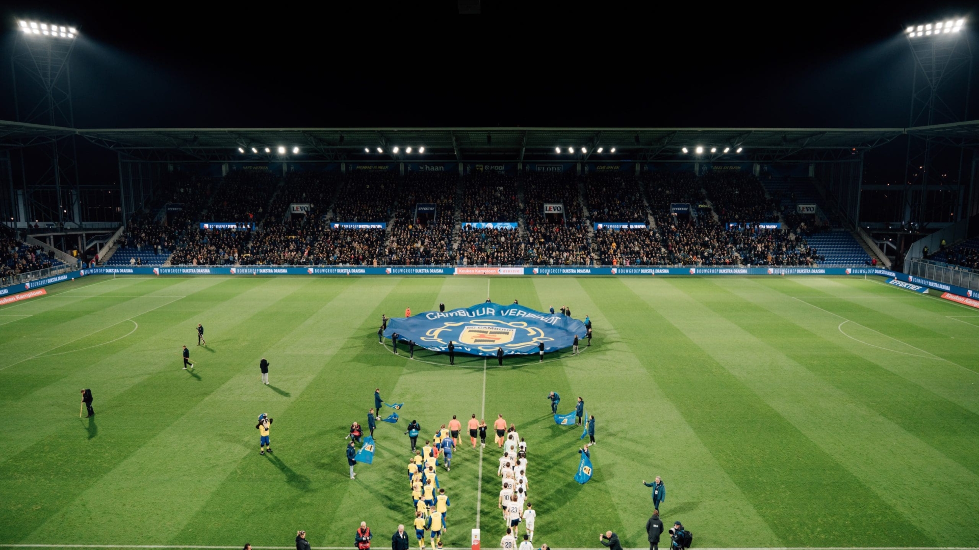 Klass Clerkx scheidsrechter bij SC Cambuur – VVV-Venlo