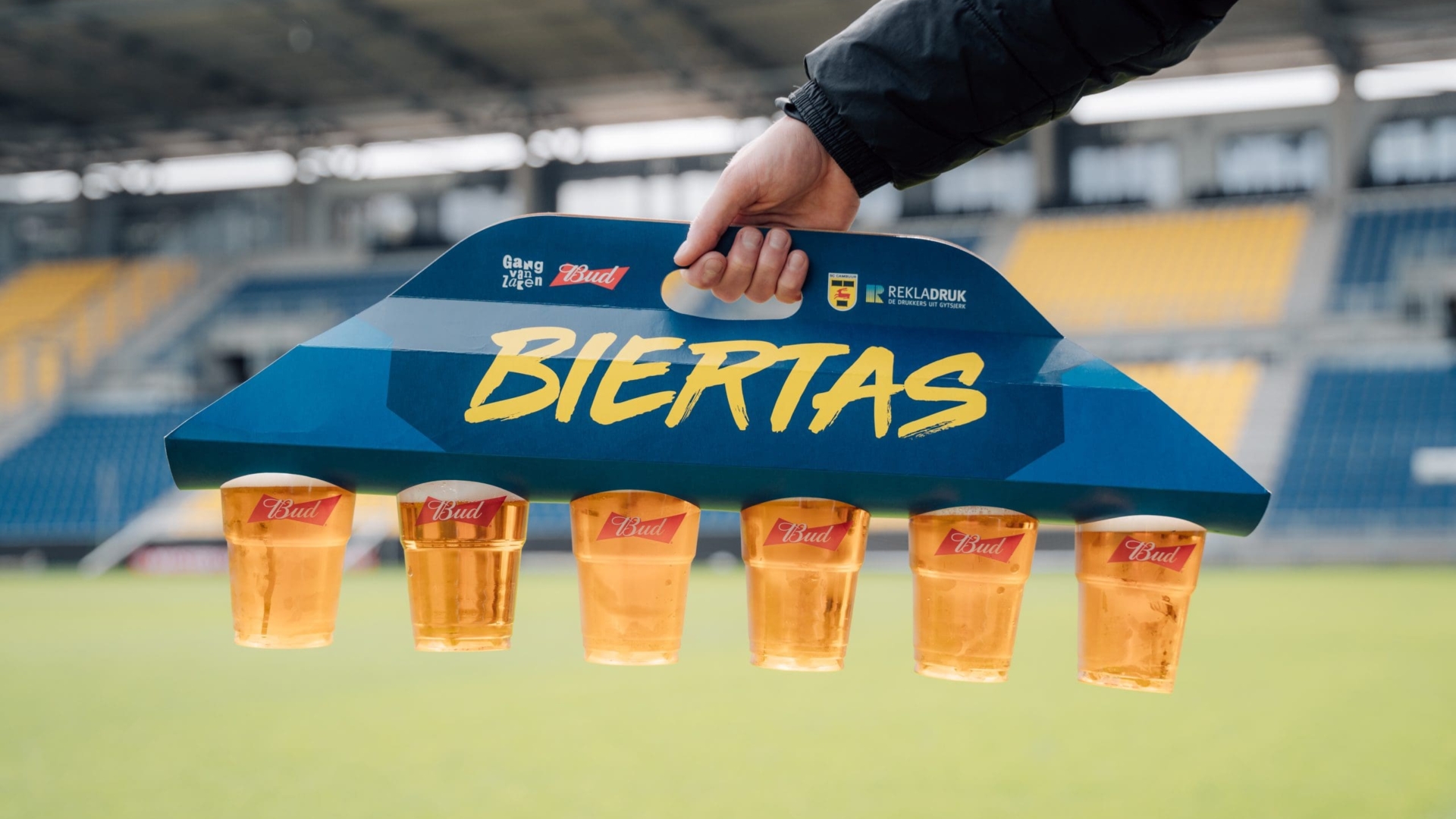 Nieuw in het Kooi Stadion: de enige echte Biertas!