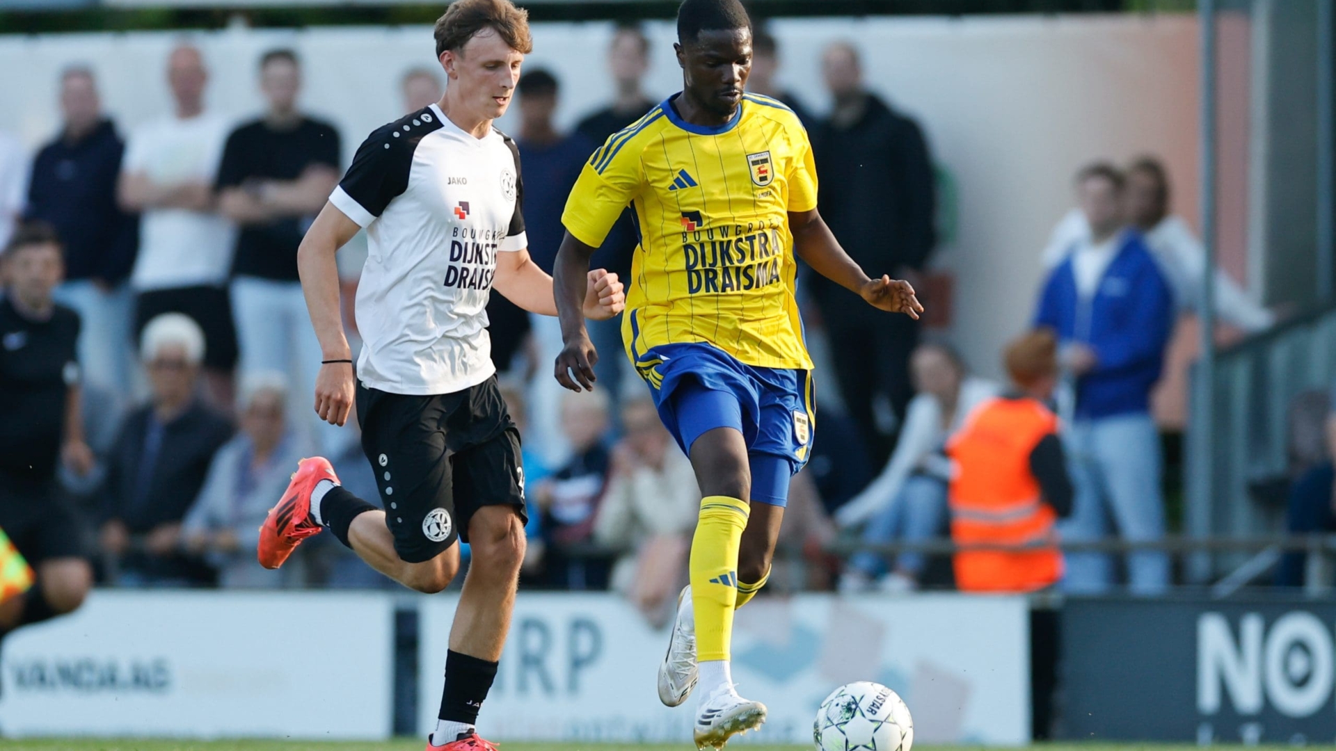 SC Cambuur trapt voorbereiding af met 0-3 zege in Drachten