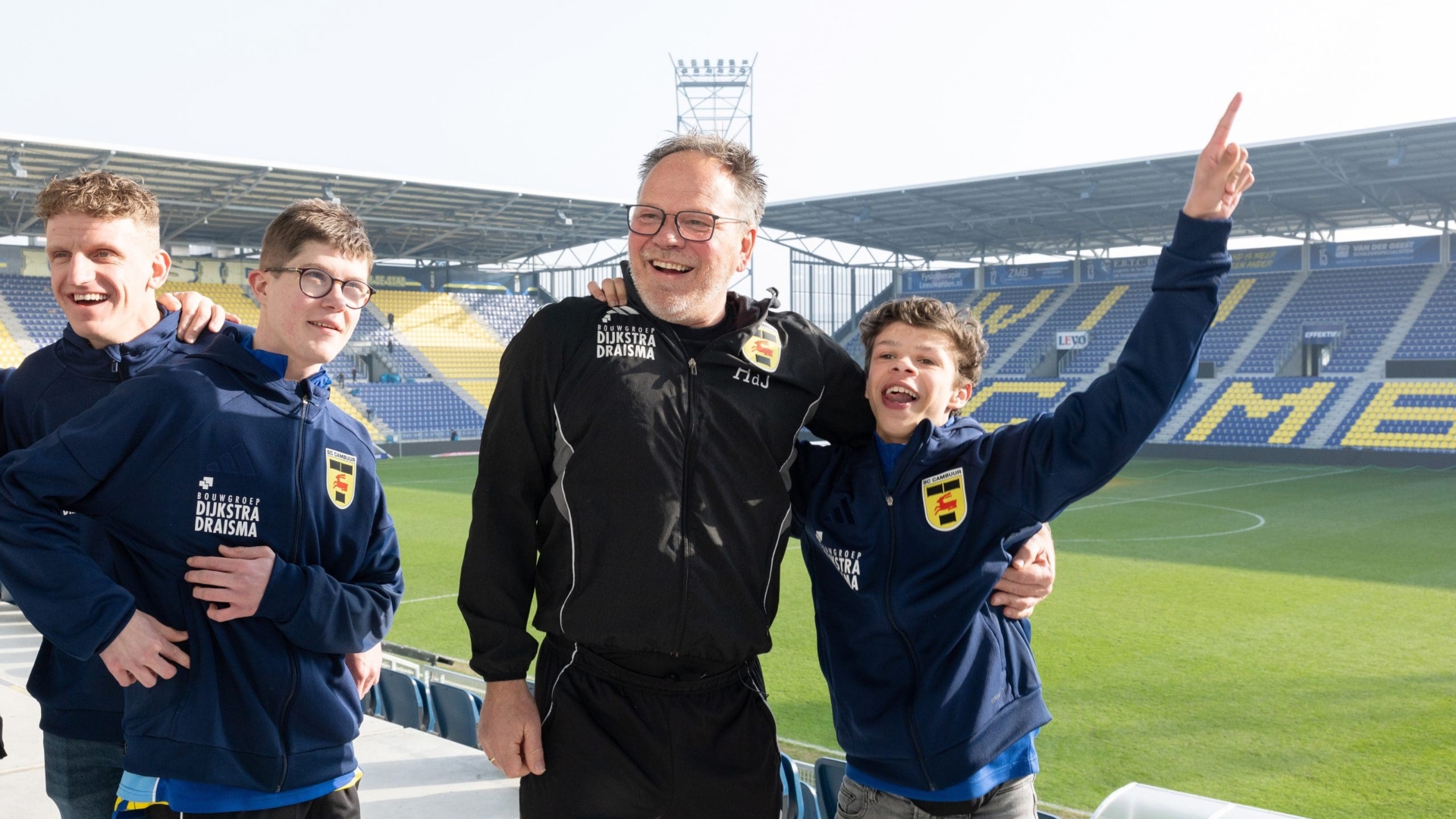Voetbal Geeft: Vaisam (15) vindt zijn droombaan bij SC Cambuur