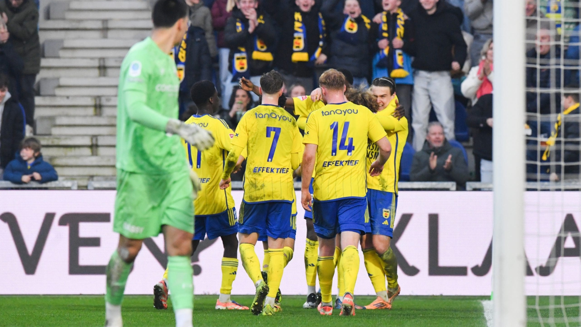 Koppositie in zicht voor SC Cambuur na overwinning op Jong FC Utrecht