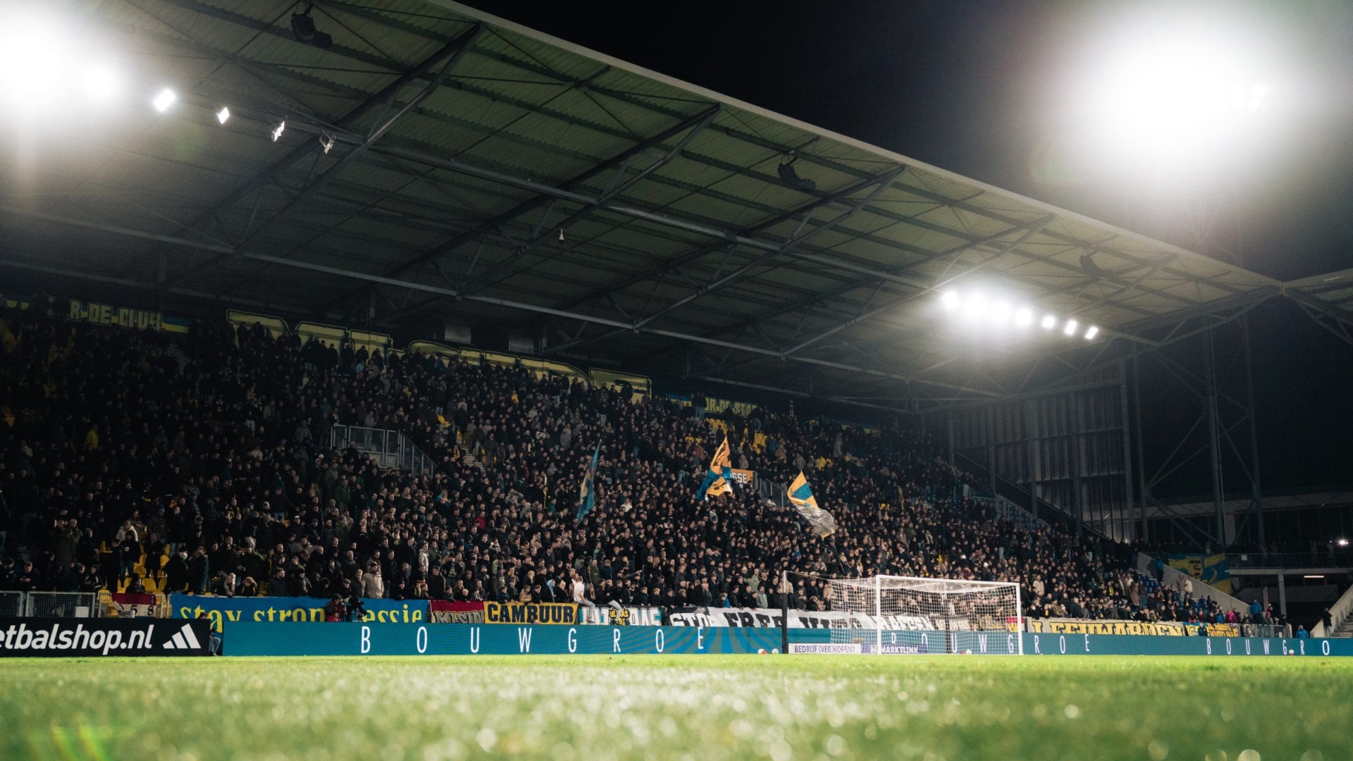 Thuiswedstrijd tegen FC Eindhoven uitverkocht